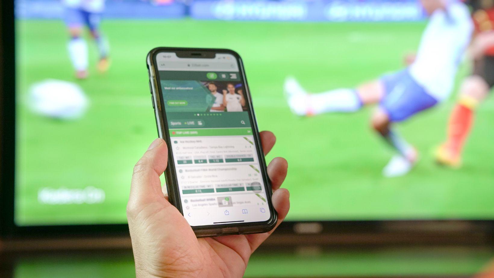 basketball real-time tracking, sports betting live updates, basketball flow tracking, in-play basketball betting, real-time sports analytics, live basketball betting tips, sports betting technology, basketball game tracking software, real-time sports data, basketball betting trends