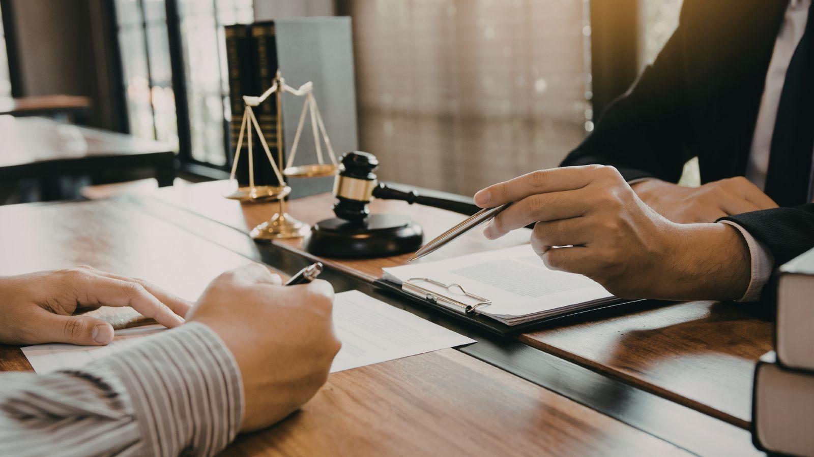 father's rights attorney, custody lawyer, paternity legal help, family law attorney, father's rights legal advice, child custody attorney, father's rights lawyer florida, legal assistance for fathers, paternity dispute lawyer, family law firm florida